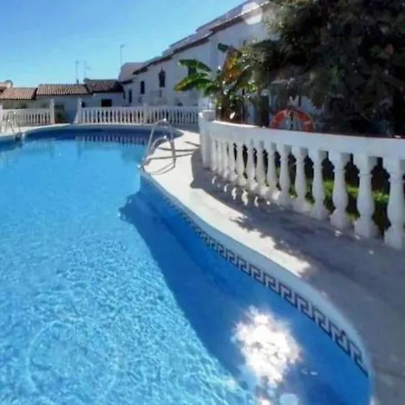 Hacienda 22 Menyber * Nerja