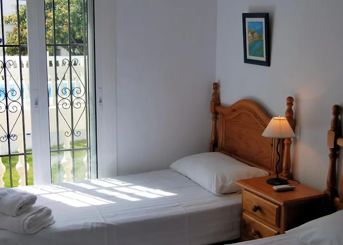 Hacienda 22 Menyber Nerja