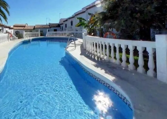 Hacienda 22 Menyber * Nerja